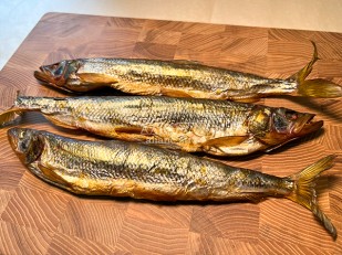 Рыба холодного копчения: Корюшка х/к (крупная)